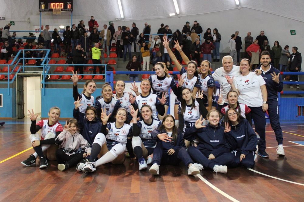 Foto di squadra Ambra Cavallini Pontedera