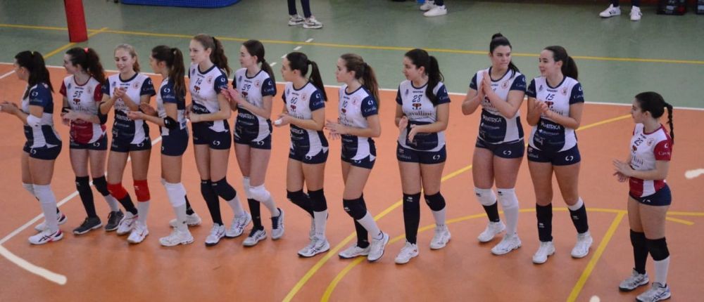 under 16 bianca