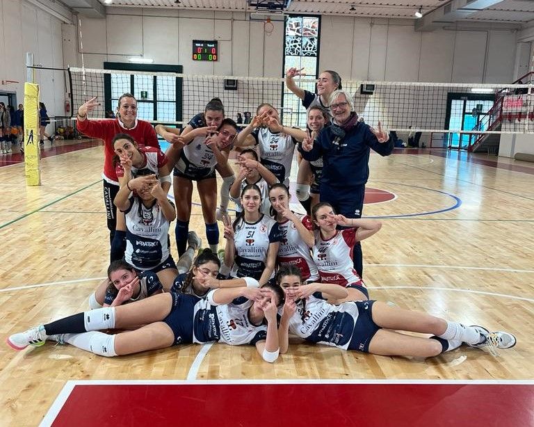 Vittoria under 18 e accesso alla finale 1°/2° posto